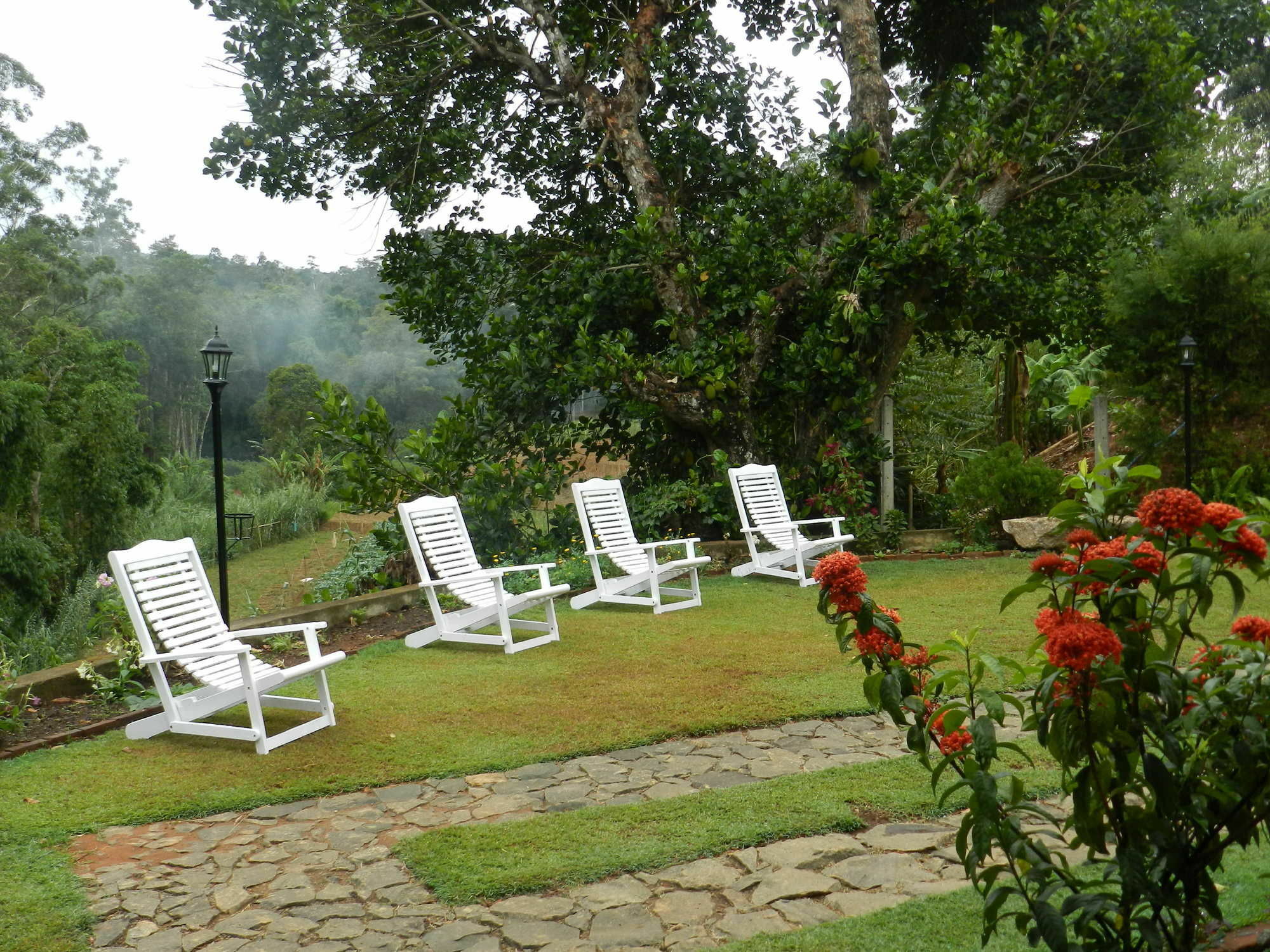 Eeescart Family Resort Bandarawela Exterior photo